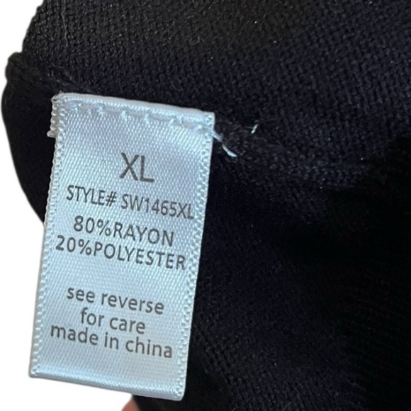 🟣Active USA Black V-Neck Knit Sweater – XL - Picture 5 of 5